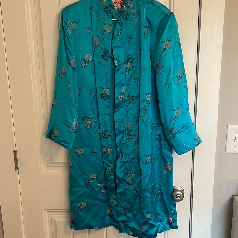 Vintage Oriental Kimono Robe PEONY BRAND SHANGHAI